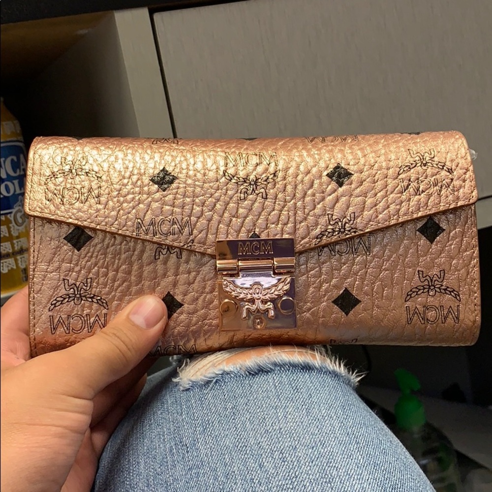 Brand new two fold wallet/ cross body